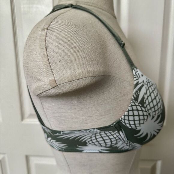 Victoria’s Secret Wear Everywhere push up green pineapple bra - Picture 5 of 10